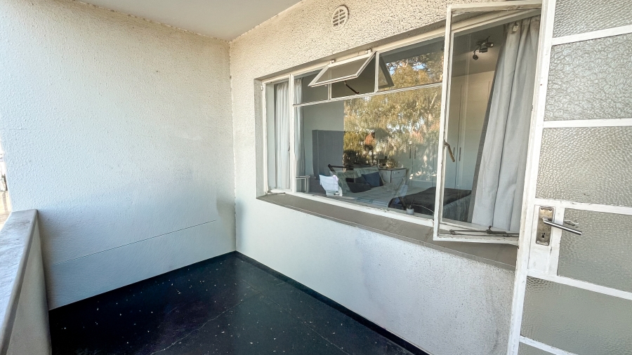 2 Bedroom Property for Sale in Wynberg Western Cape